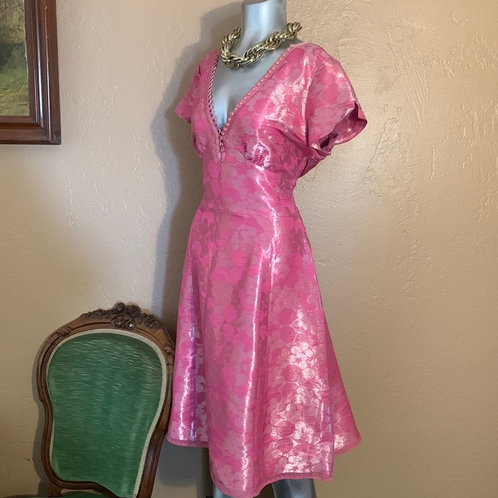 Marc Jacobs Pink Floral Metallic Cocktail Dress. Fits More Like 6-8